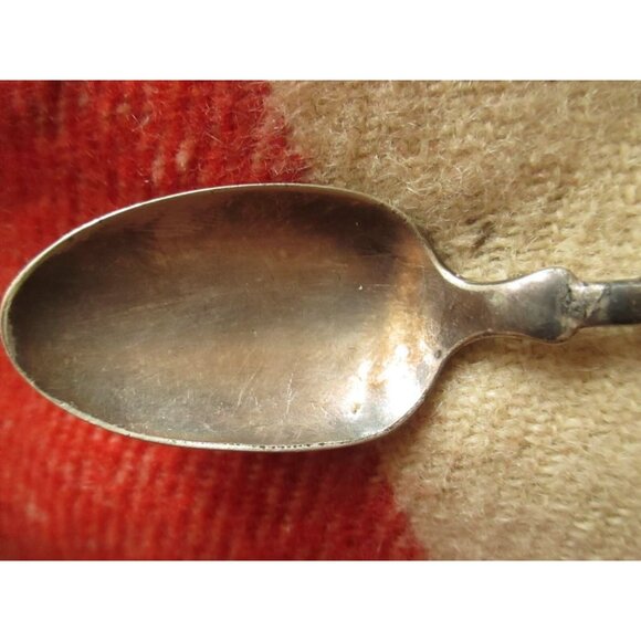 Antique WM Rogers & Son AA Silverplate Spoon With Engraved Handle Design - Picture 3 of 6